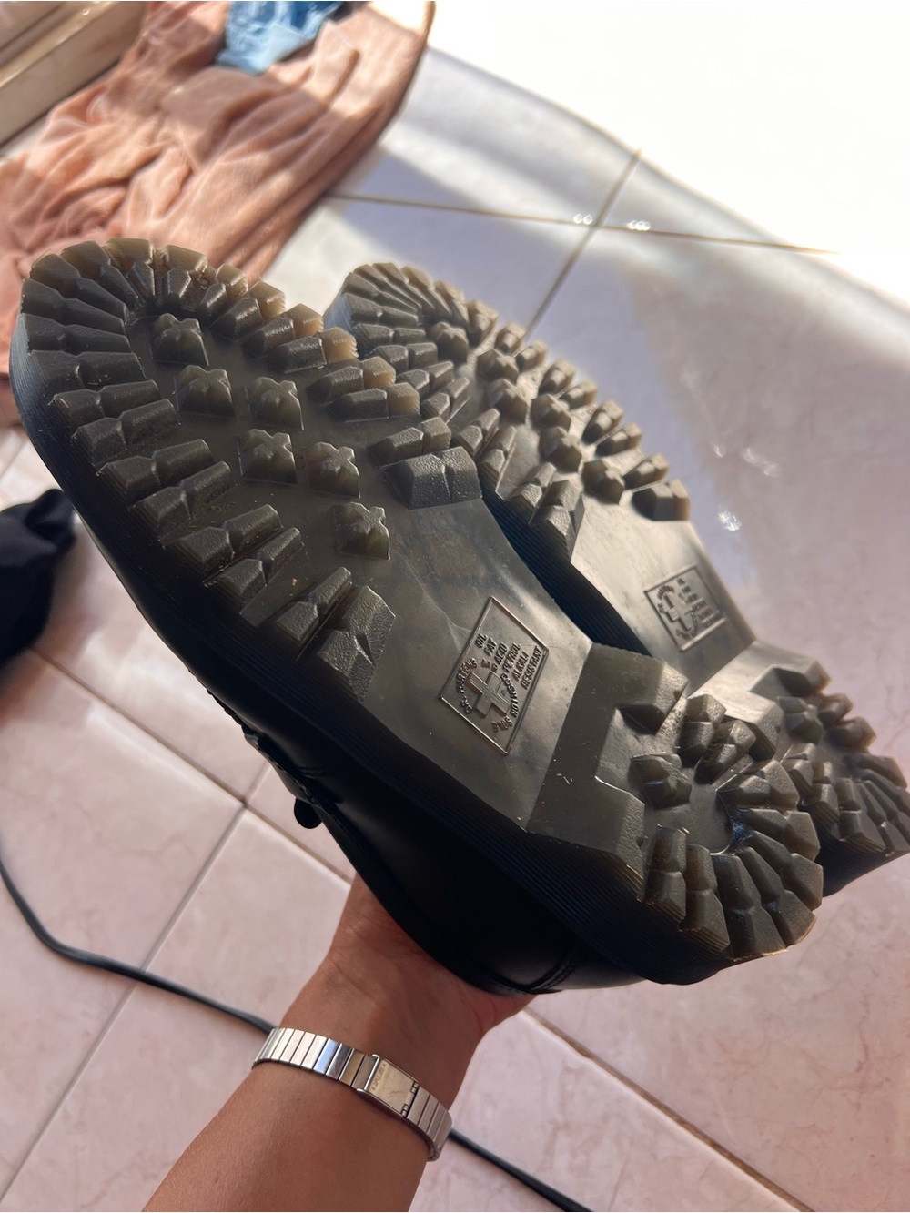 Dr. Martens Black Leather Tassel Loafers with Yellow Stitching LIKE NEW! Sz 9 - Picture 4 of 11